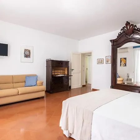 Apartment Sorrentovibes - New With Balconies In Center